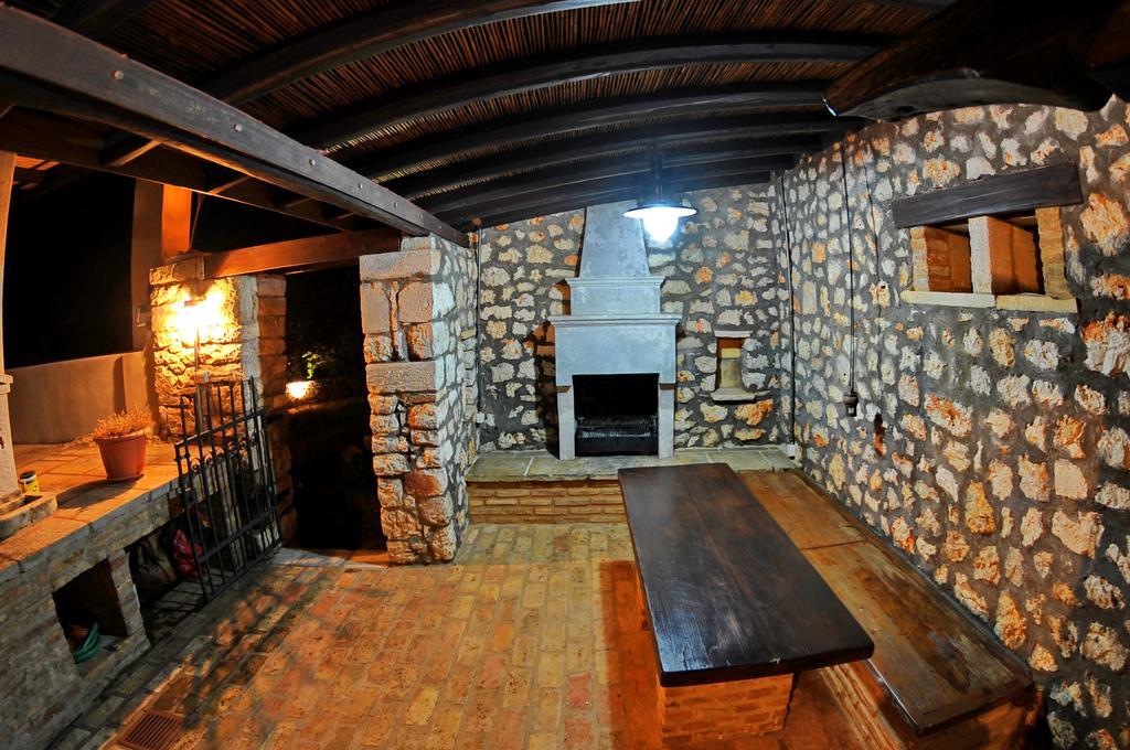 Domus Nostos Villa Apolpaina Eksteriør bilde